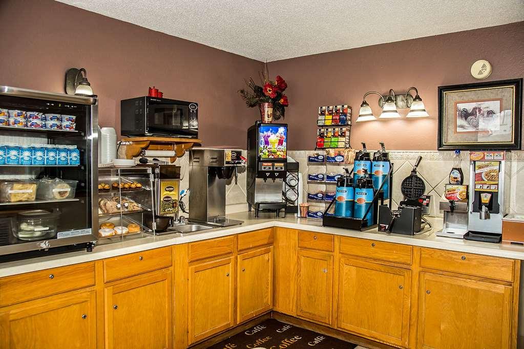 Americas Best Value Inn & Suites Detroit Lakes Bagian luar foto