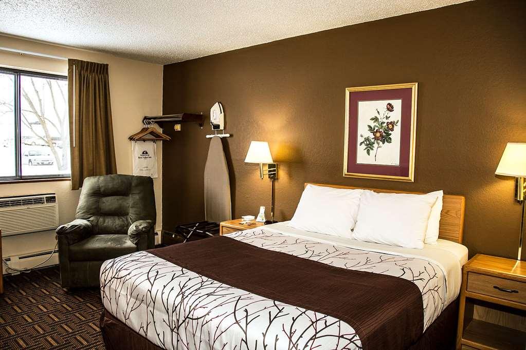 Americas Best Value Inn & Suites Detroit Lakes Ruang foto