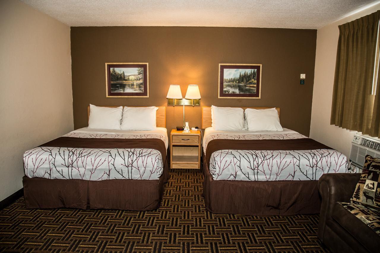 Americas Best Value Inn & Suites Detroit Lakes Bagian luar foto